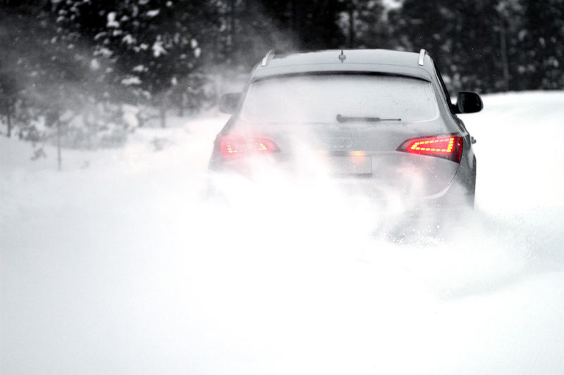 Illustration for article titled Flat Out At White Hell, The Northernmost Car Testing Center In The World